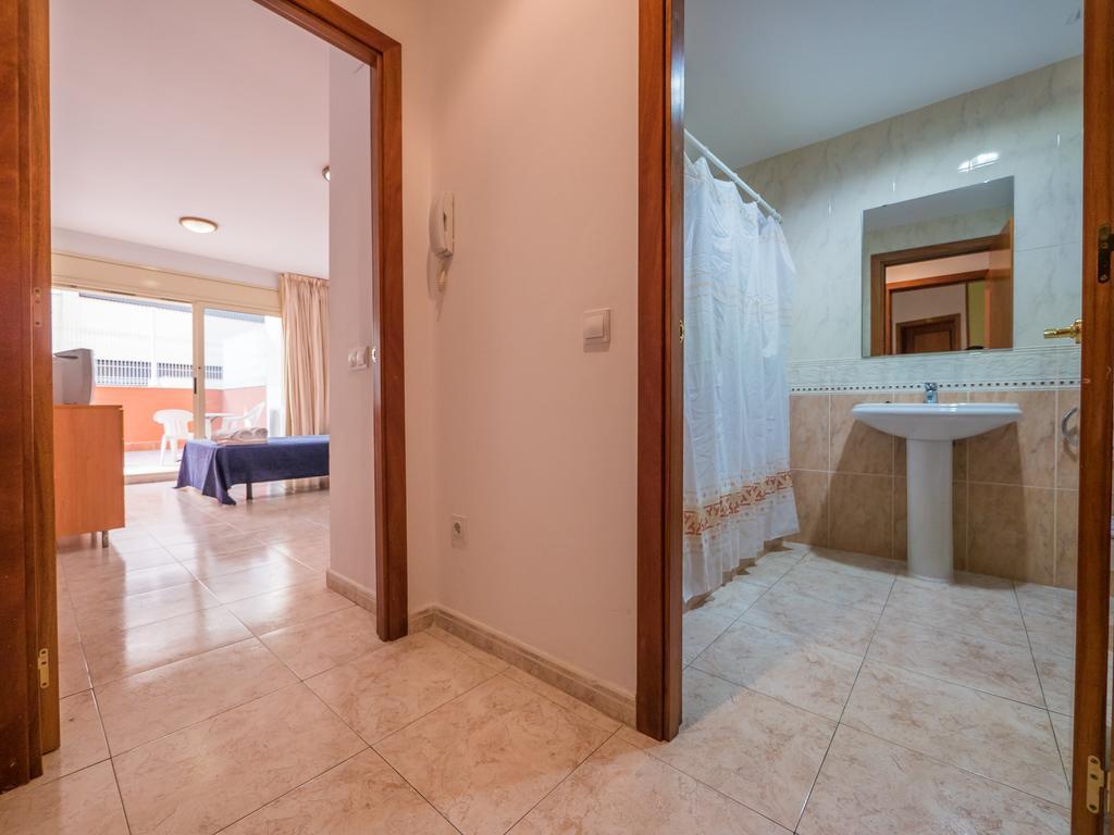 Apartaments Ar Easy Santa Anna II Lloret de Mar Ngoại thất bức ảnh